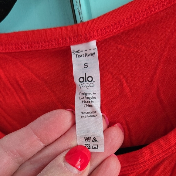 ALO Yoga Bright Red Cropped Tank Top - Picture 2 of 3
